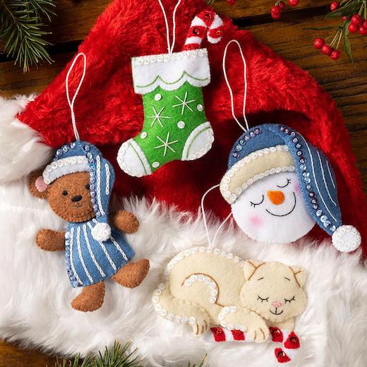 Bucilla Felt Ornaments Applique Kit Set Of Holiday Dreaming