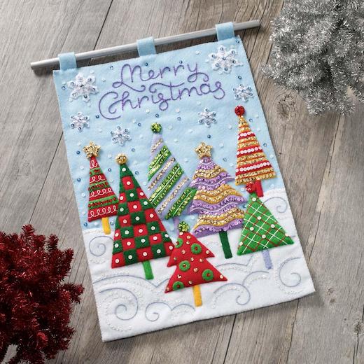Bucilla Felt Wall Hanging Applique Kit Modern Christmas Trees