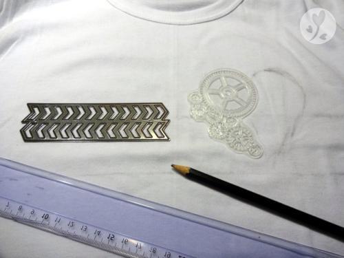 Decorate A T Shirt With Stamps Stencils Buddly Crafts