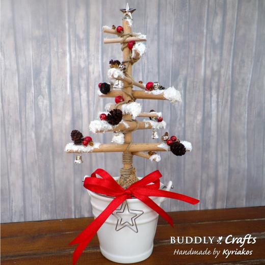 Wooden Christmas Tree | Buddly Crafts